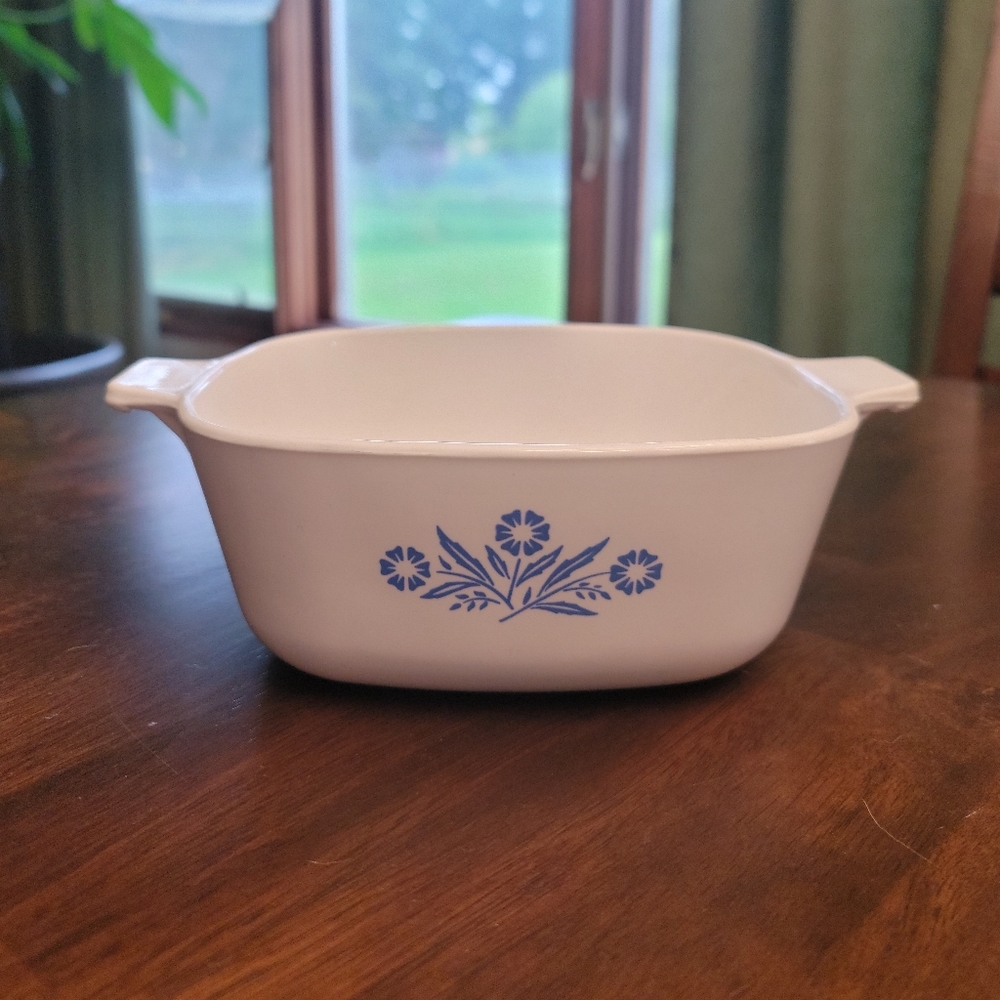 Early 60's Cornflower Corning Ware